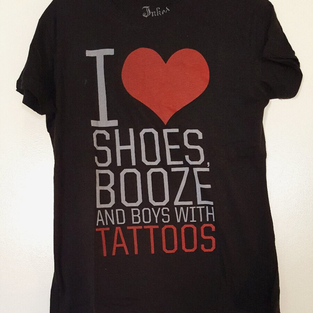 I LOVE SHOES BOOZE TATTOOS Shirt XL Tee T-Shirt SEXY PIN UP Cheesecake BLACK